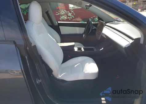 2022 Tesla Model Y Performance Dual Motor All-Wheel Drive from USA, damaged, VIN 7SAYGDEF4NF375954